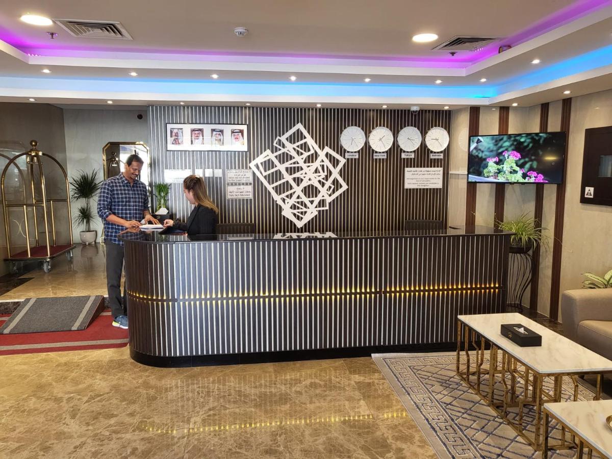 Sirius Tower Aparthotel Manama Exterior foto