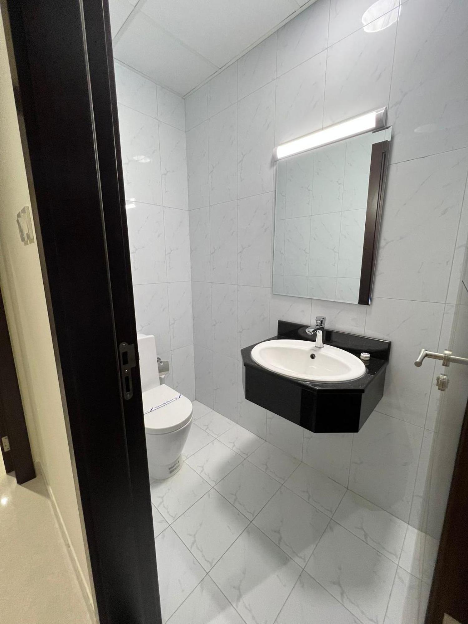 Sirius Tower Aparthotel Manama Exterior foto